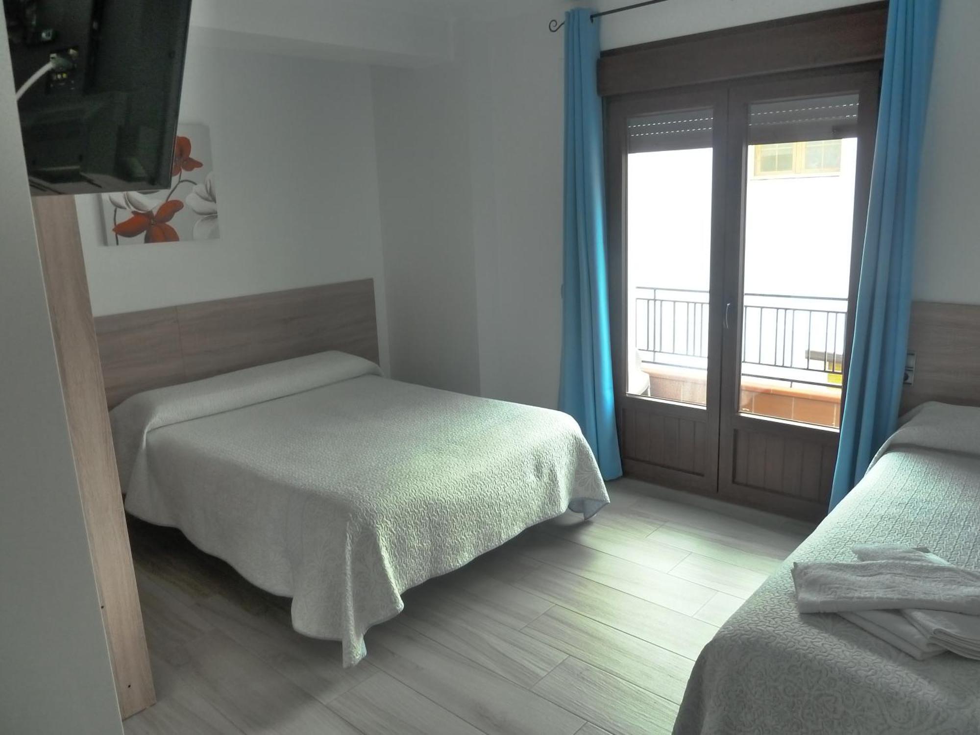 Hostal Casa Fermina- A 2 Horas De Las Pistas De Esqui Trevélez Buitenkant foto