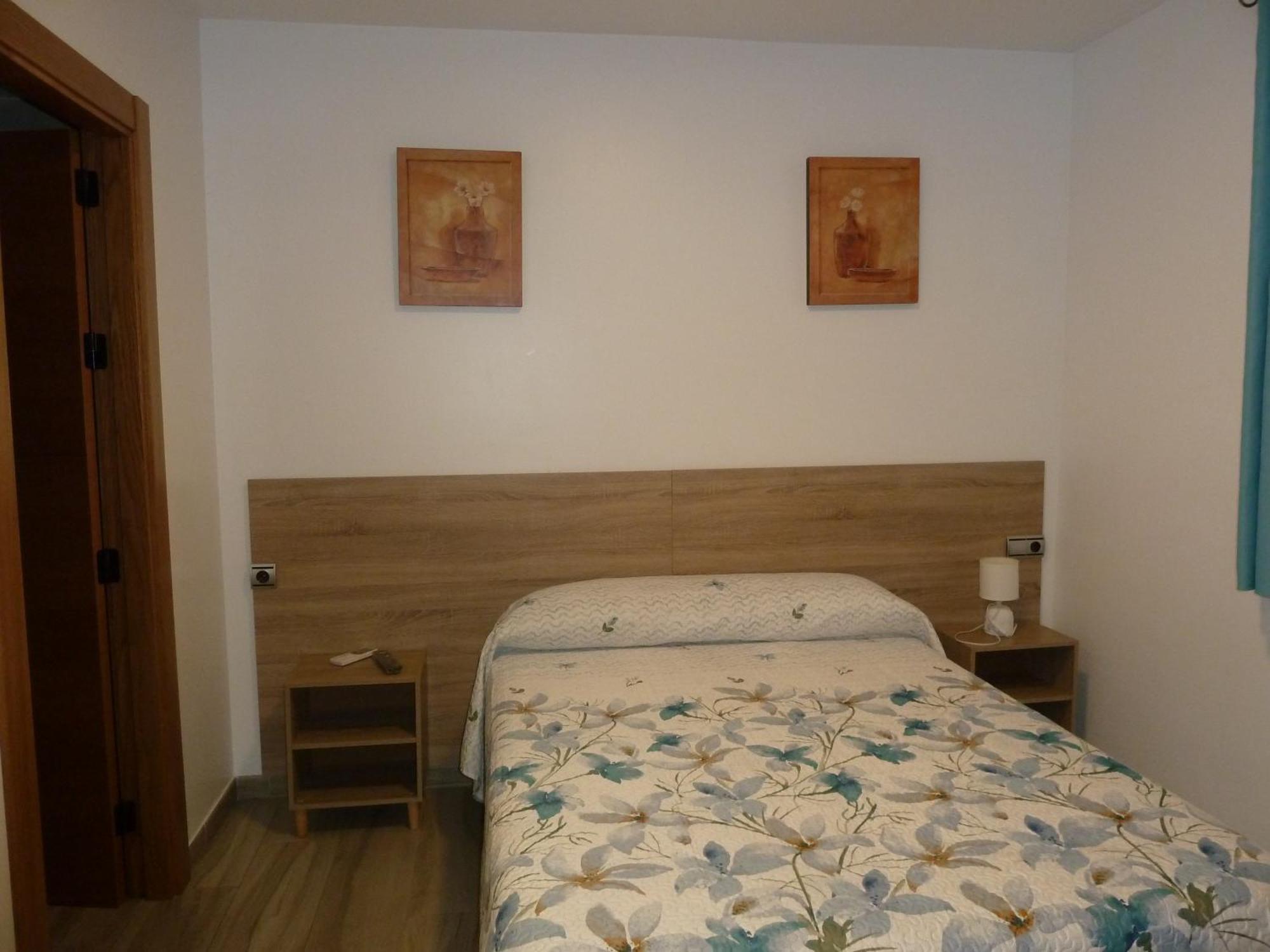 Hostal Casa Fermina- A 2 Horas De Las Pistas De Esqui Trevélez Buitenkant foto